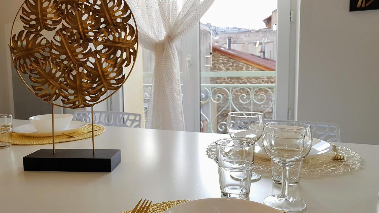 Les Nuits D'Anis - Appartements Hypercentre Le Puy-en-Velay ภายนอก รูปภาพ