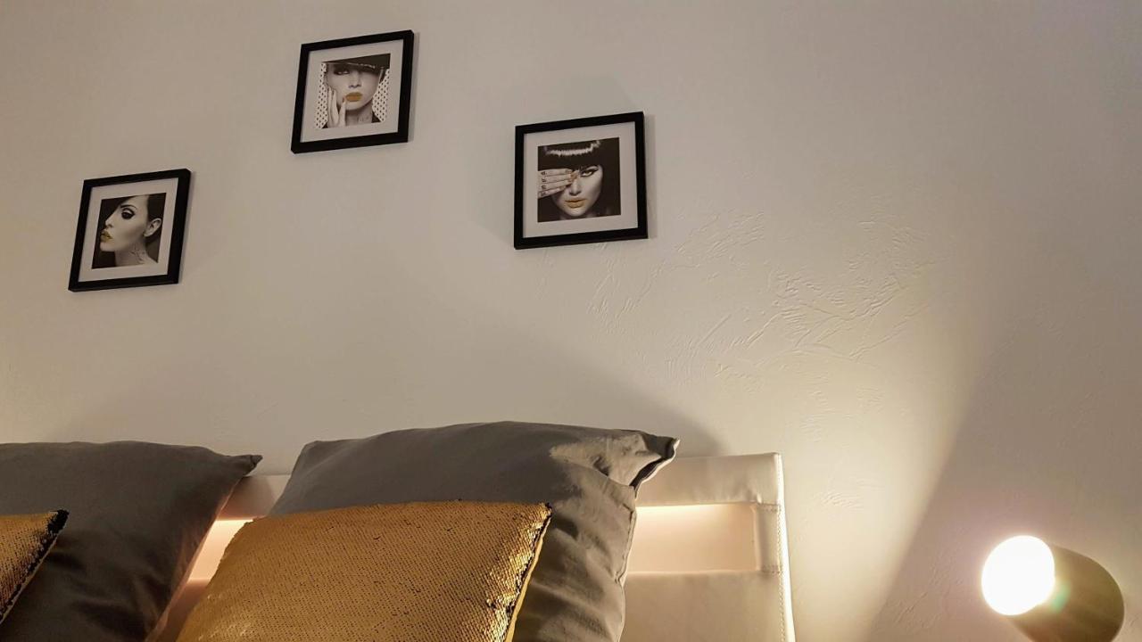 Les Nuits D'Anis - Appartements Hypercentre Le Puy-en-Velay ภายนอก รูปภาพ