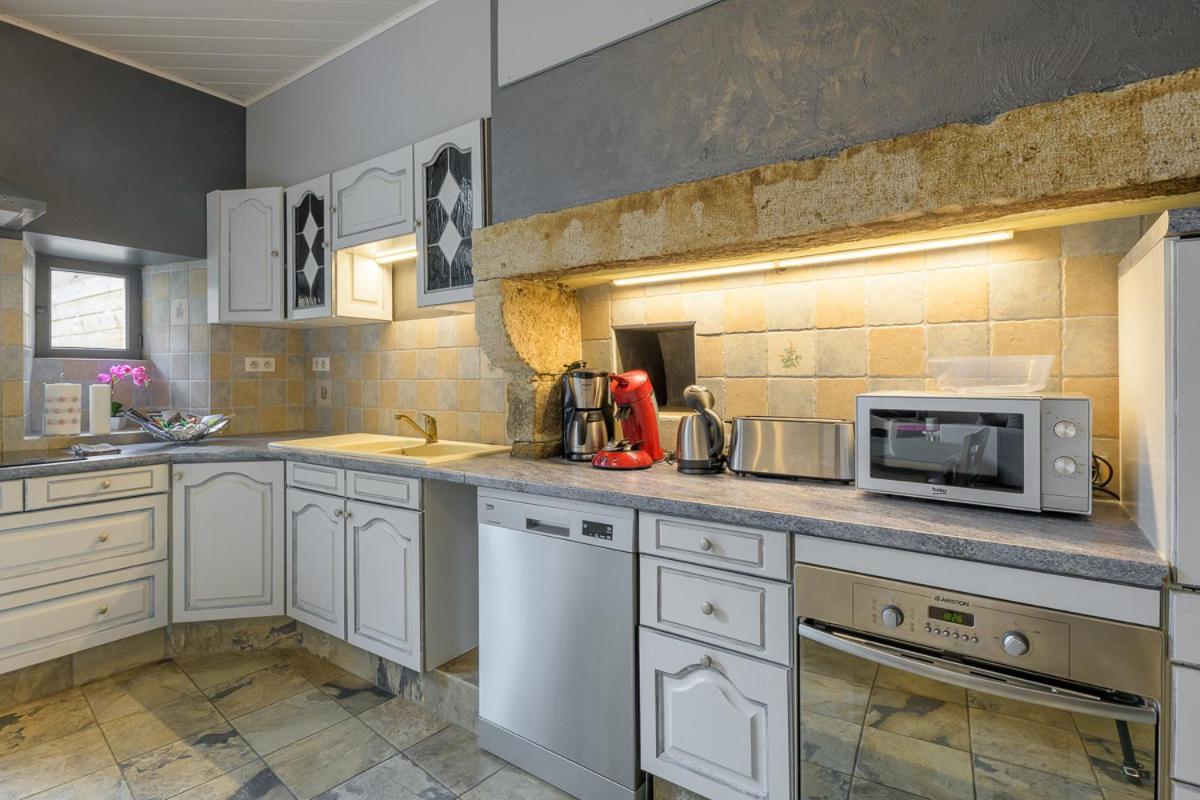 Les Nuits D'Anis - Appartements Hypercentre Le Puy-en-Velay ภายนอก รูปภาพ